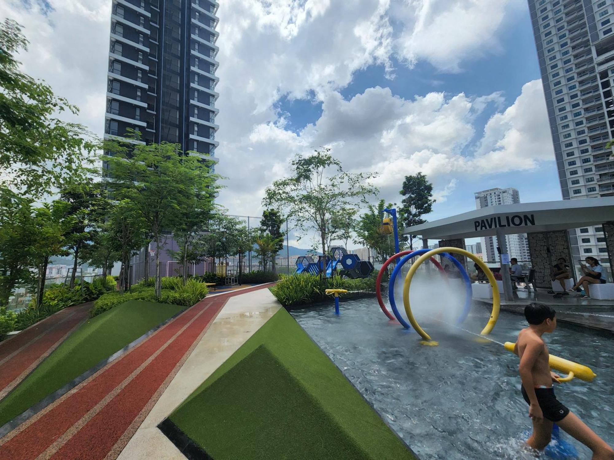 Urban Suites - Penang Jelutong Exterior foto