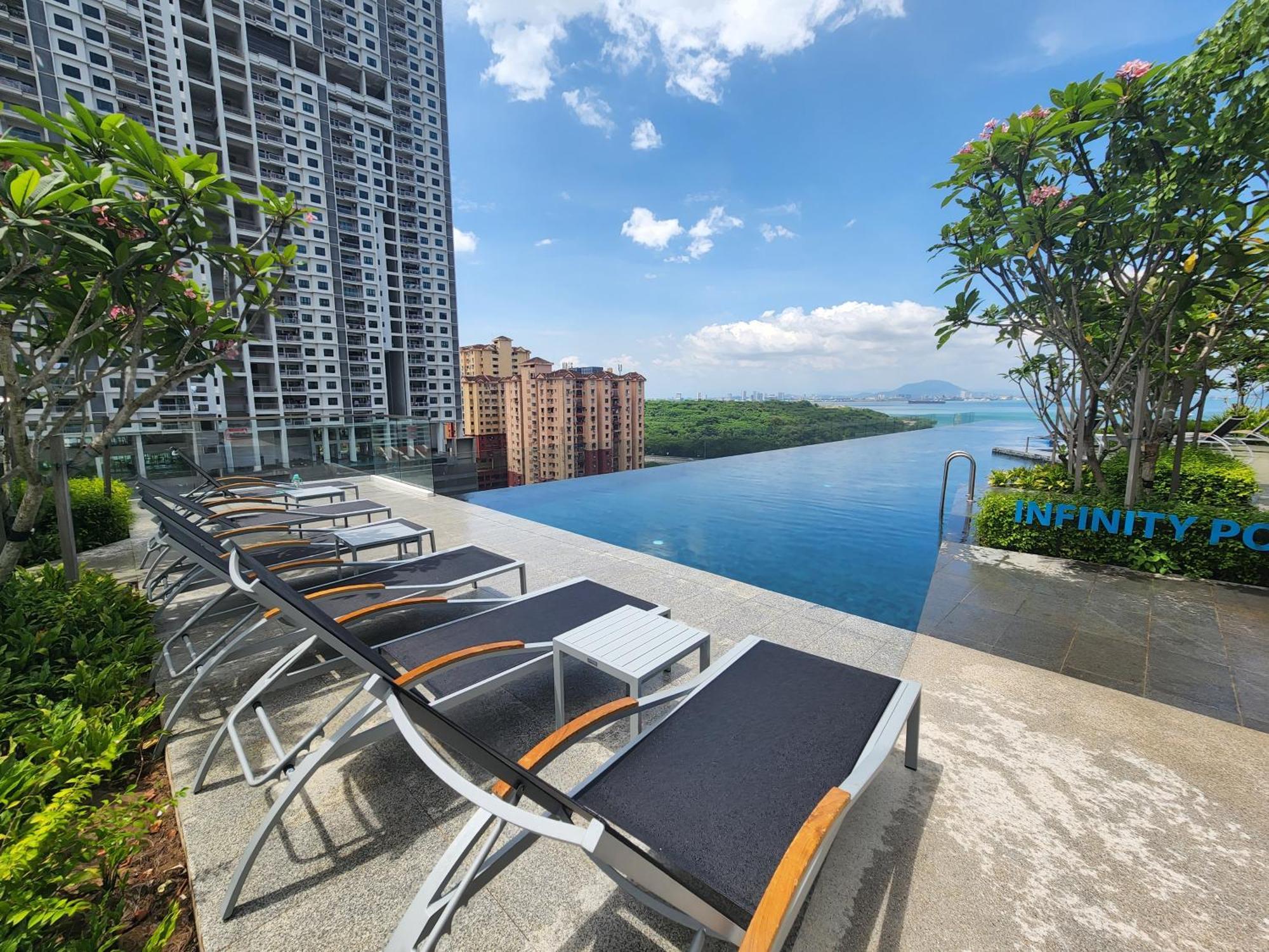 Urban Suites - Penang Jelutong Exterior foto